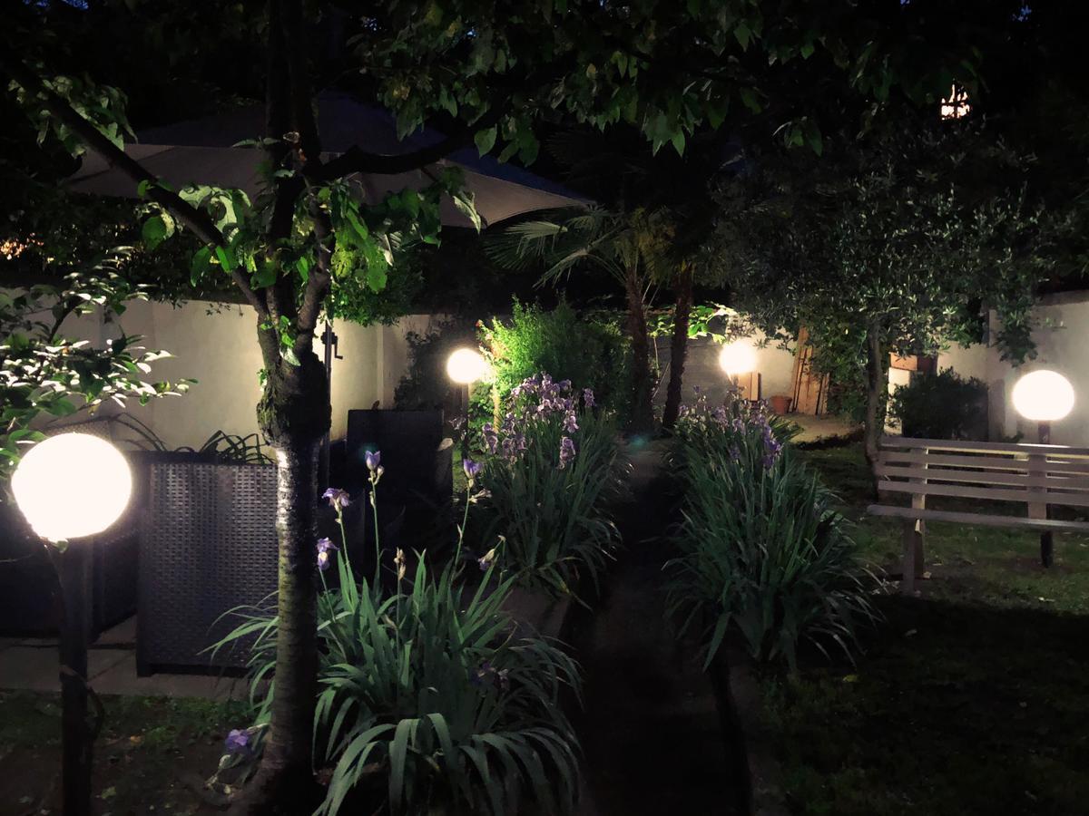 Hotel Due Giardini Milán Exterior foto
